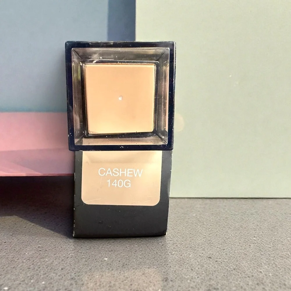 Huda Beauty - FauxFilter Skin Finish Foundation Stick - 